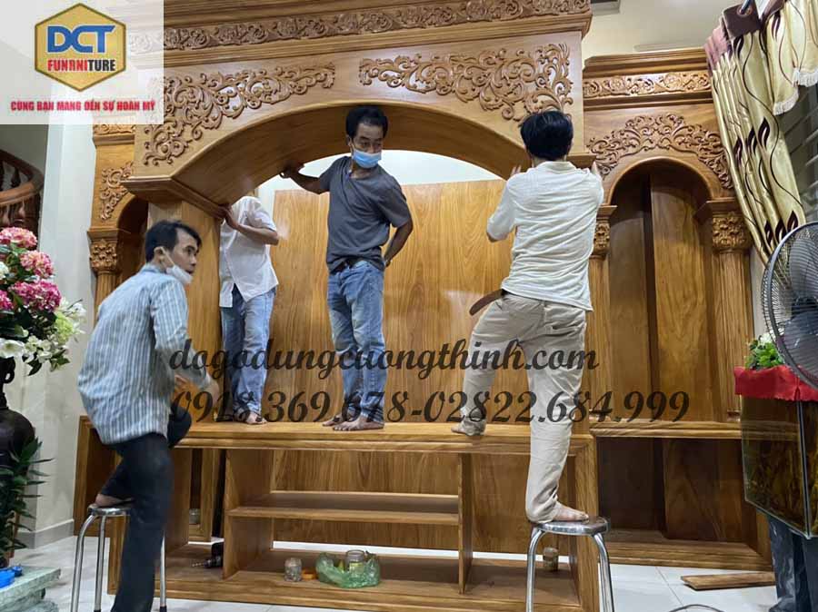mẩu tủ tivi cổ điển cao cấp gỗ gõ đỏ sang trọng